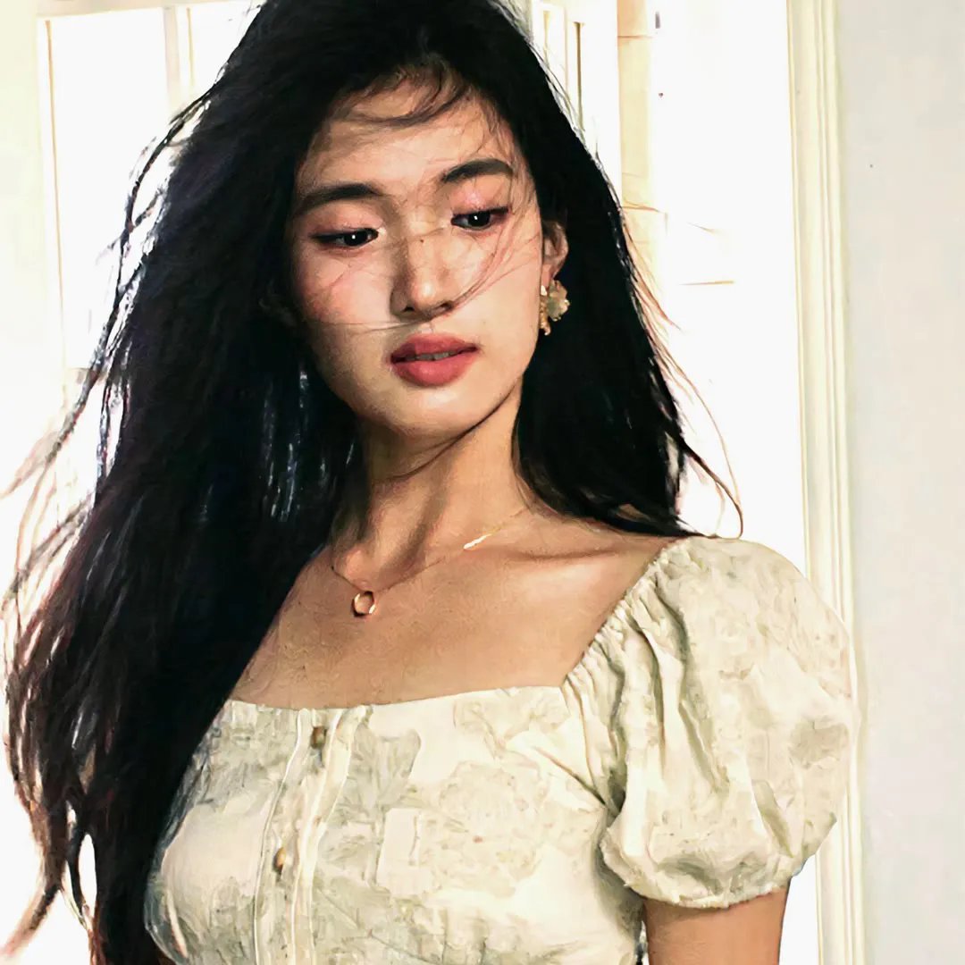 姐妹双行之巴黎护照 海报