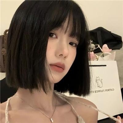 轻拍翻转小魔女 海报